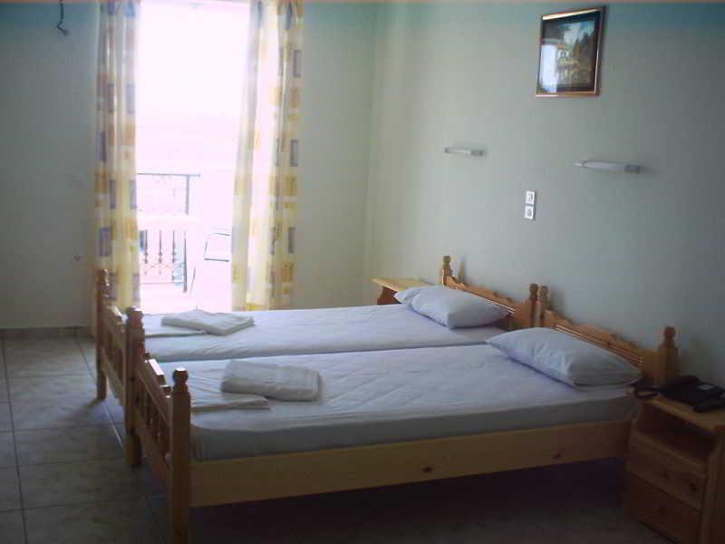 Vossos Hotel Apartments Laganas Exterior foto